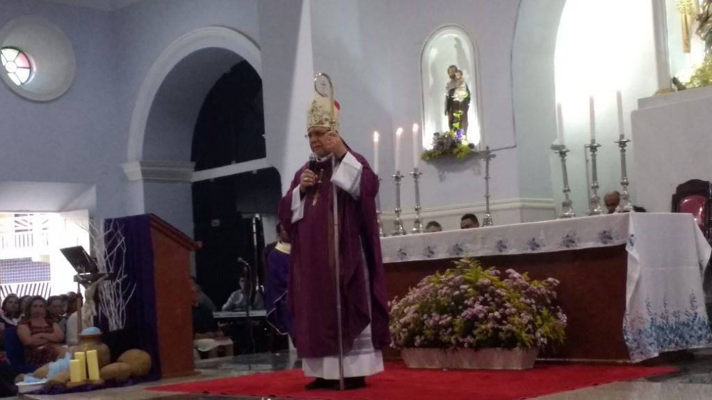 Dom Angelo, bispo diocesano